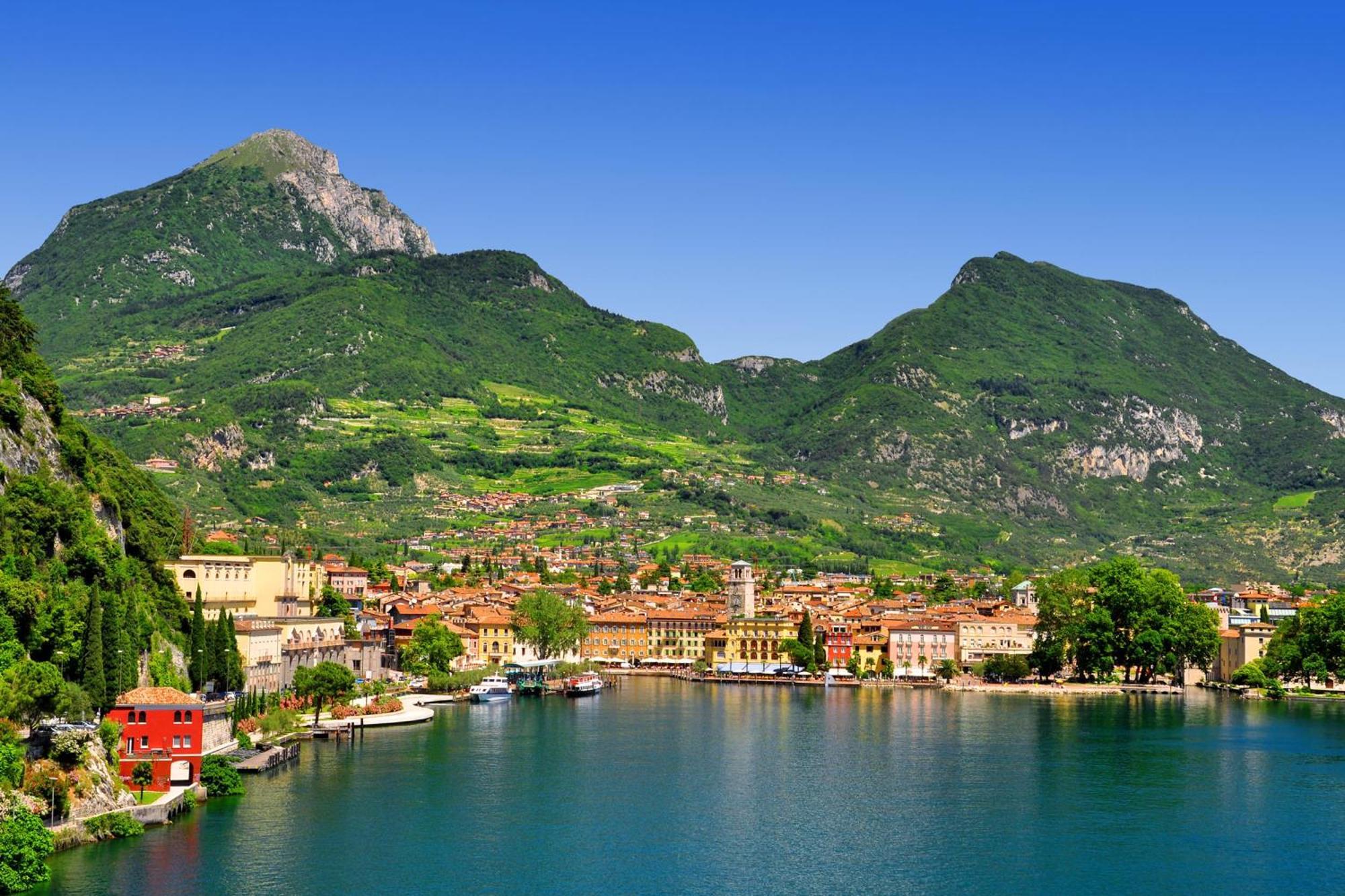 Casa Azzurra 150Mt From Lake - Happy Rentals Riva del Garda Exteriör bild